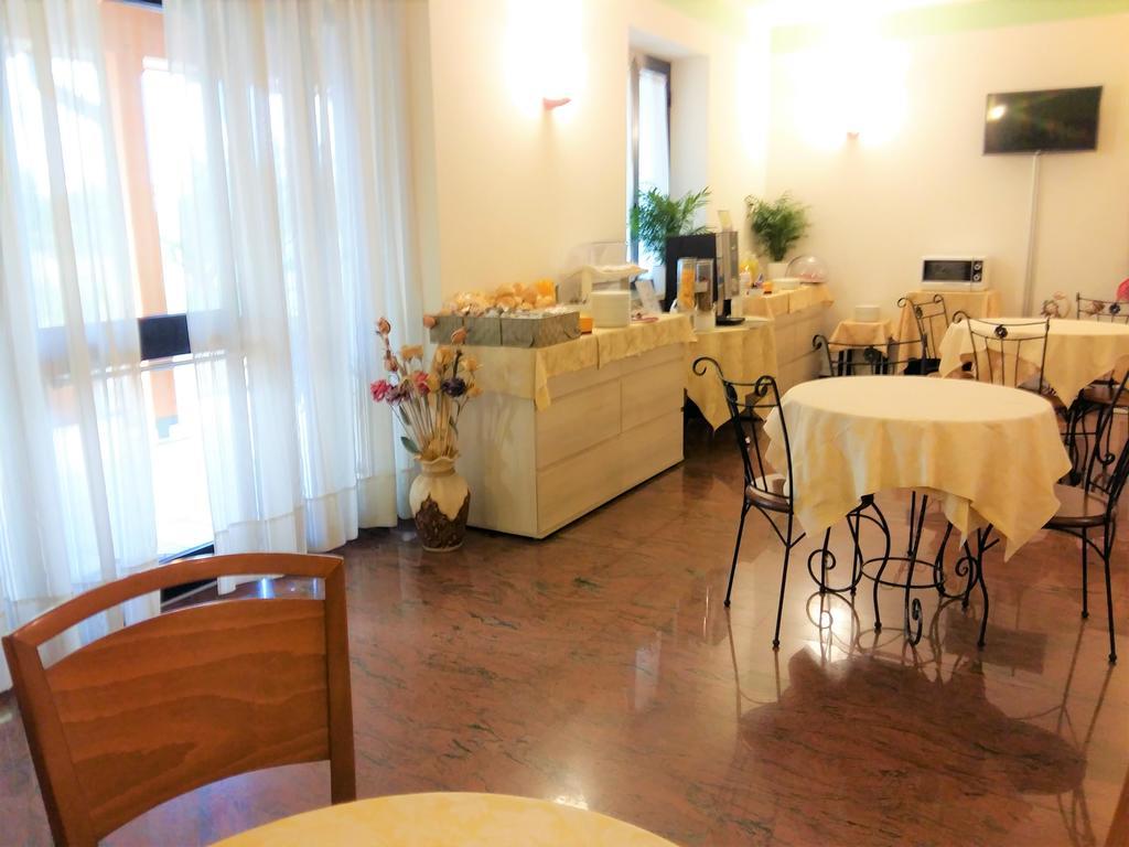 Hotel La Rama Лацизе Екстериор снимка
